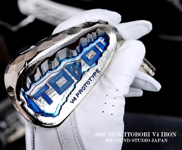 Screenshot_26-4-2025_152858_www.instagram.com 2025 Itobori V4 Iron Chrome Blue Accent 5 to pw (head only) - Image 1