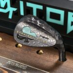 Straight Flush  Black Boron - up clober tiffany  down clober black